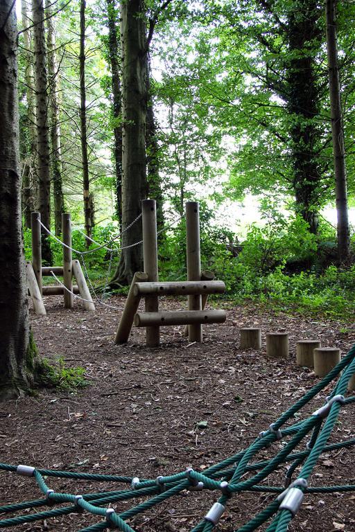 Ballyhoura Mountain Lodges Ballyorgan Стая снимка
