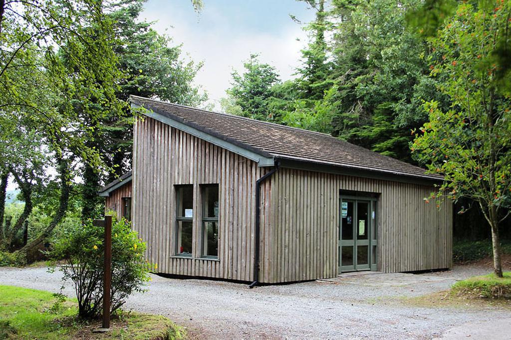 Ballyhoura Mountain Lodges Ballyorgan Стая снимка